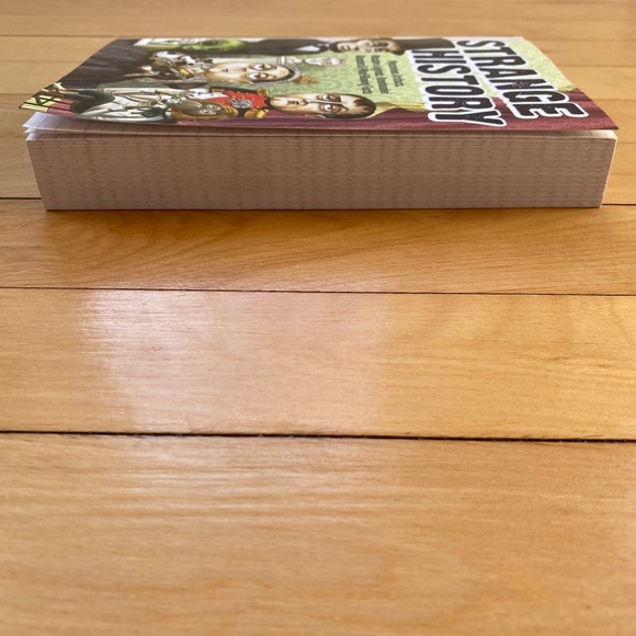 STRANGE HISTORY Mysterious Artifacts, Macabre Legends, Boneheaded Blunders - Picture 6 of 6